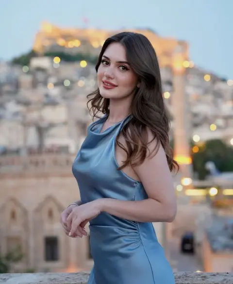 Lesbian Escorts in Mumbai