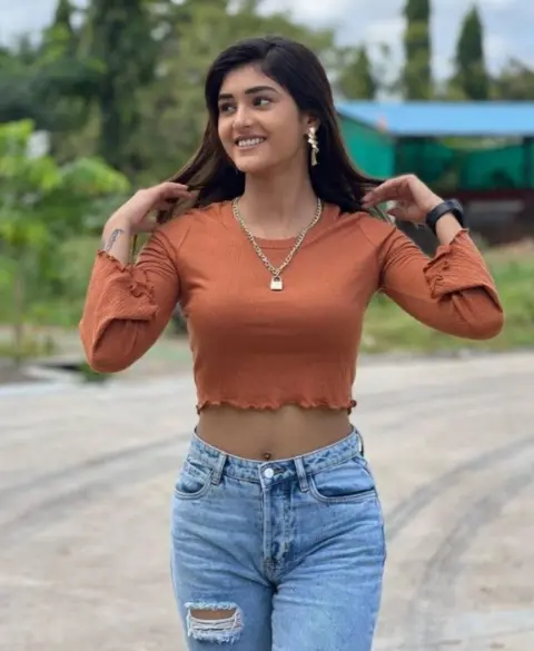 Nepali Escorts in Mumbai