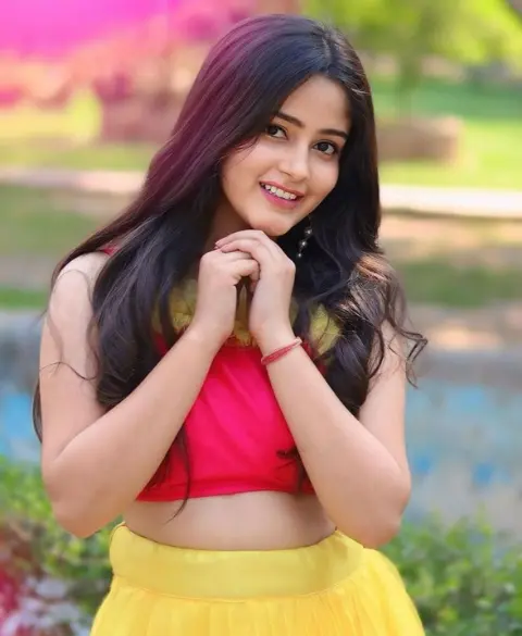 Unsatisfied Bhabhi in Mumbai