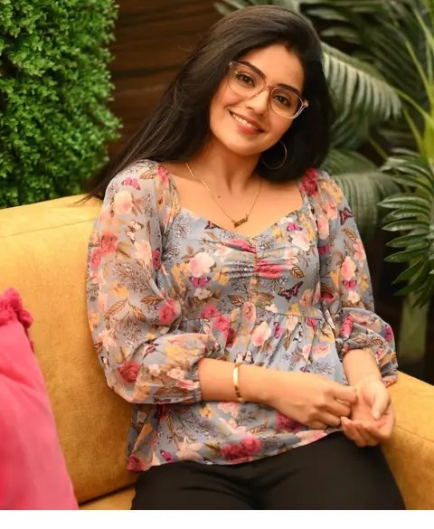 Escorts in Bandra - Call Girls Service Bandra