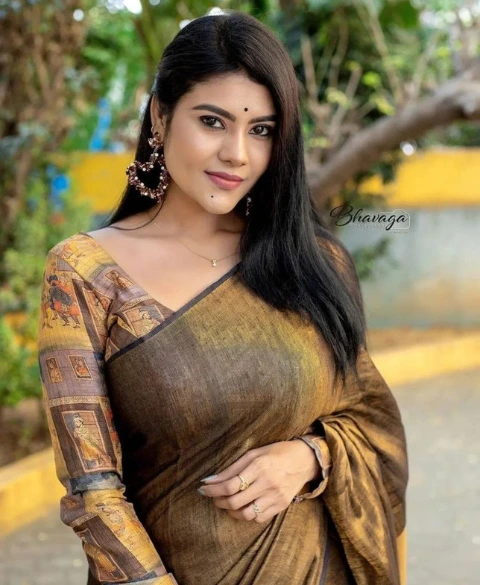 Escorts in Malad - Call Girls Service Malad