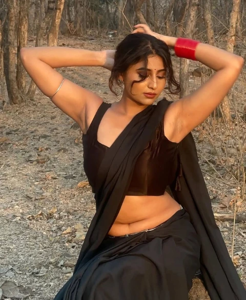 Escorts in Nahur - Call Girls Service Nahur