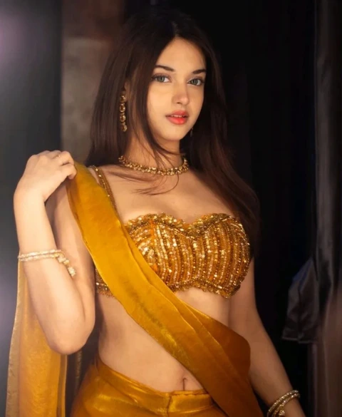 Anahita - Mumbai Escorts