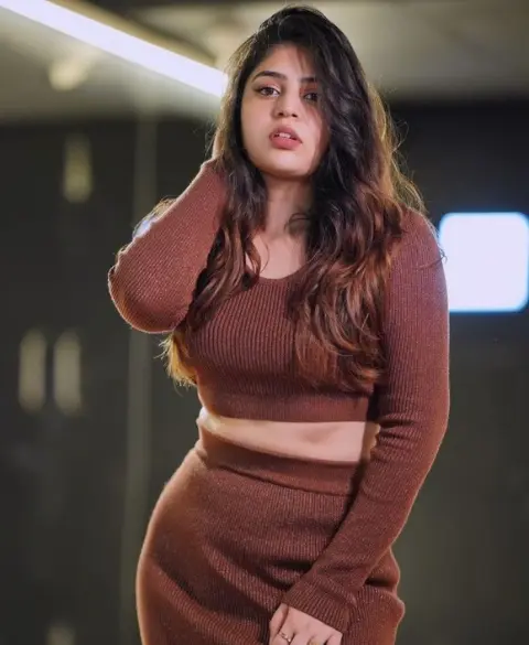 Zarina - Mumbai Escorts